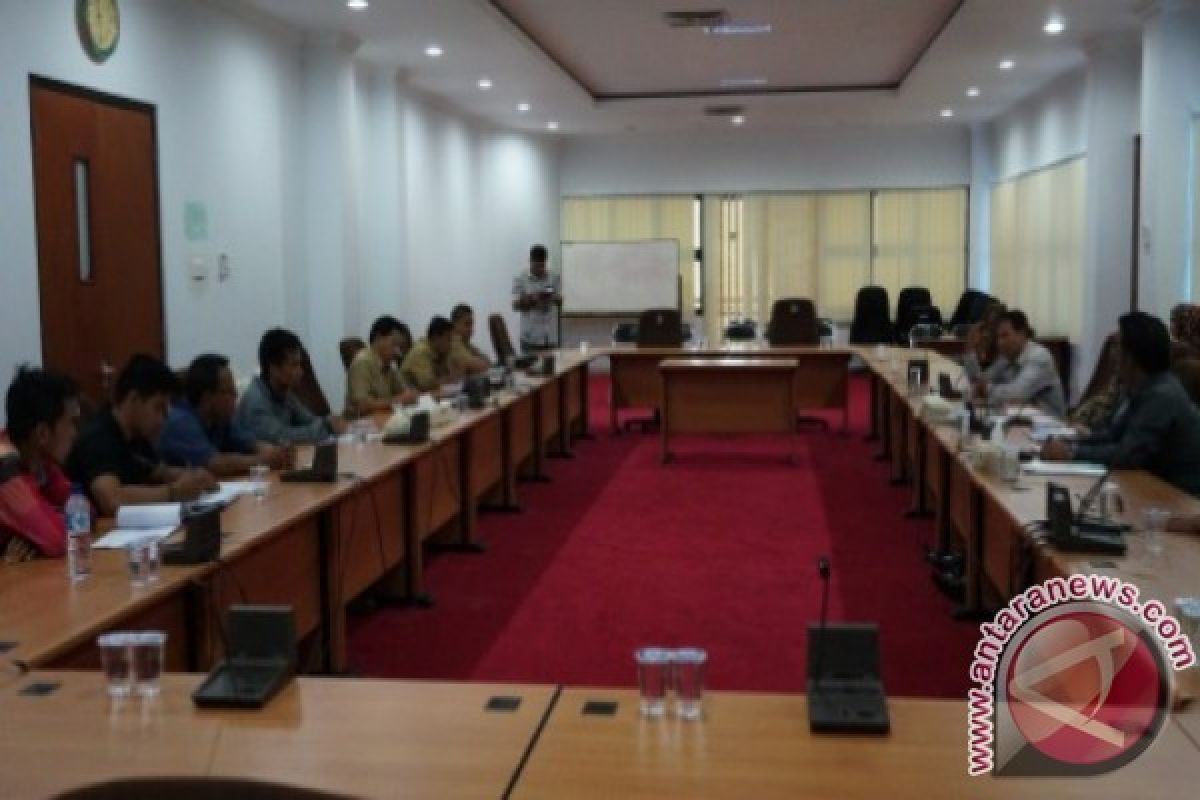 Komisi III Panggil DPU dan Kontraktor Terkait Lambannya Proyek