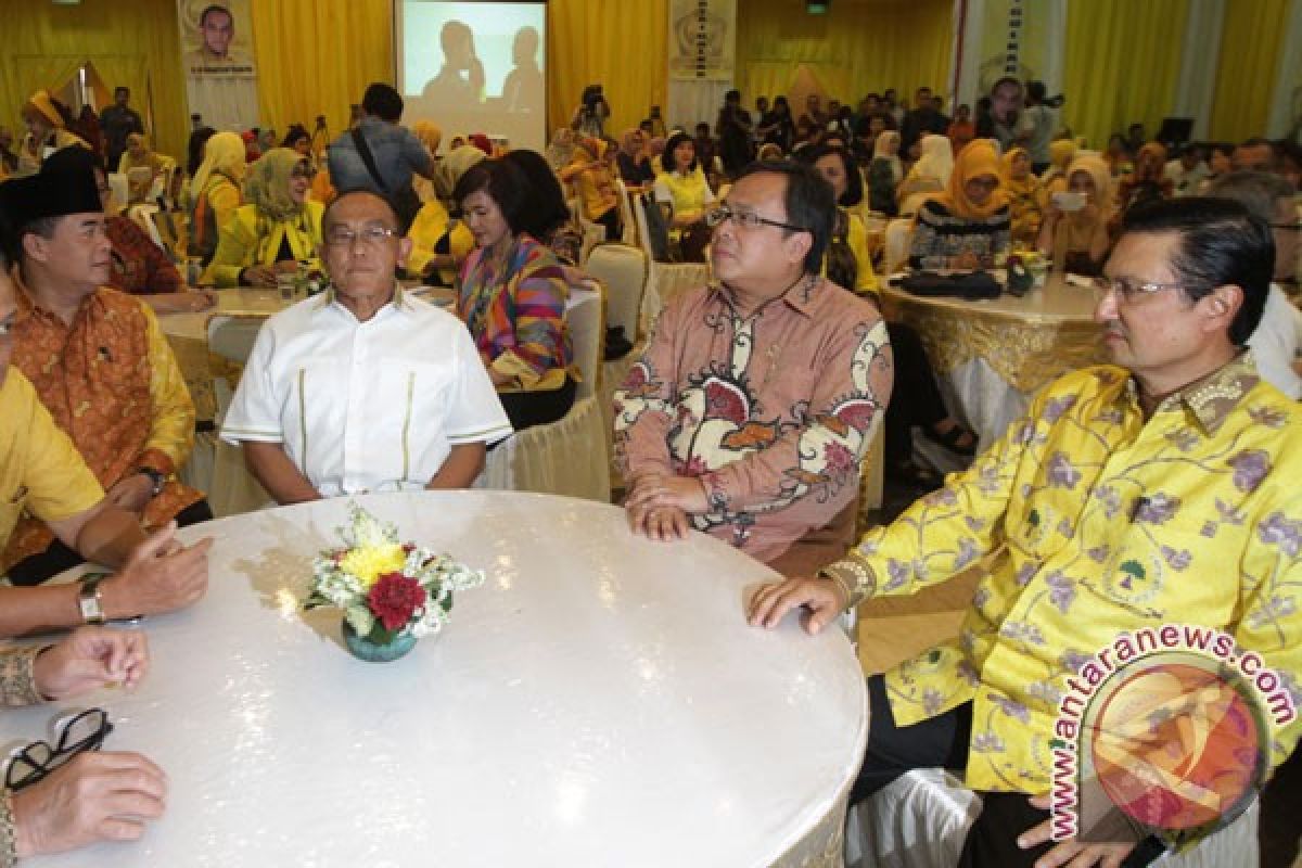 Poros muda Golkar bubarkan diri