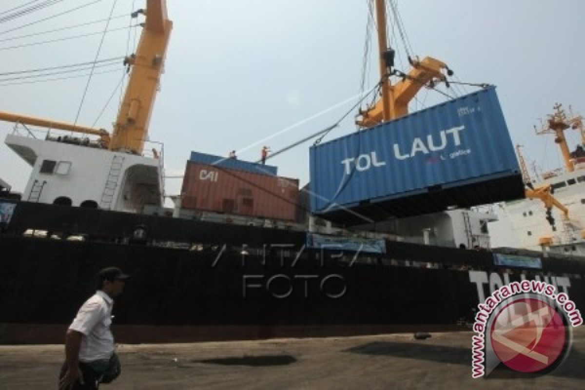 Tol Laut Surabaya-Biak mendukung ketersediaan bahan pokok