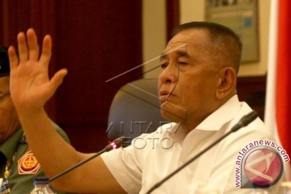 Menhan perintahkan tangkap pelaku penembakan prajurit TNI