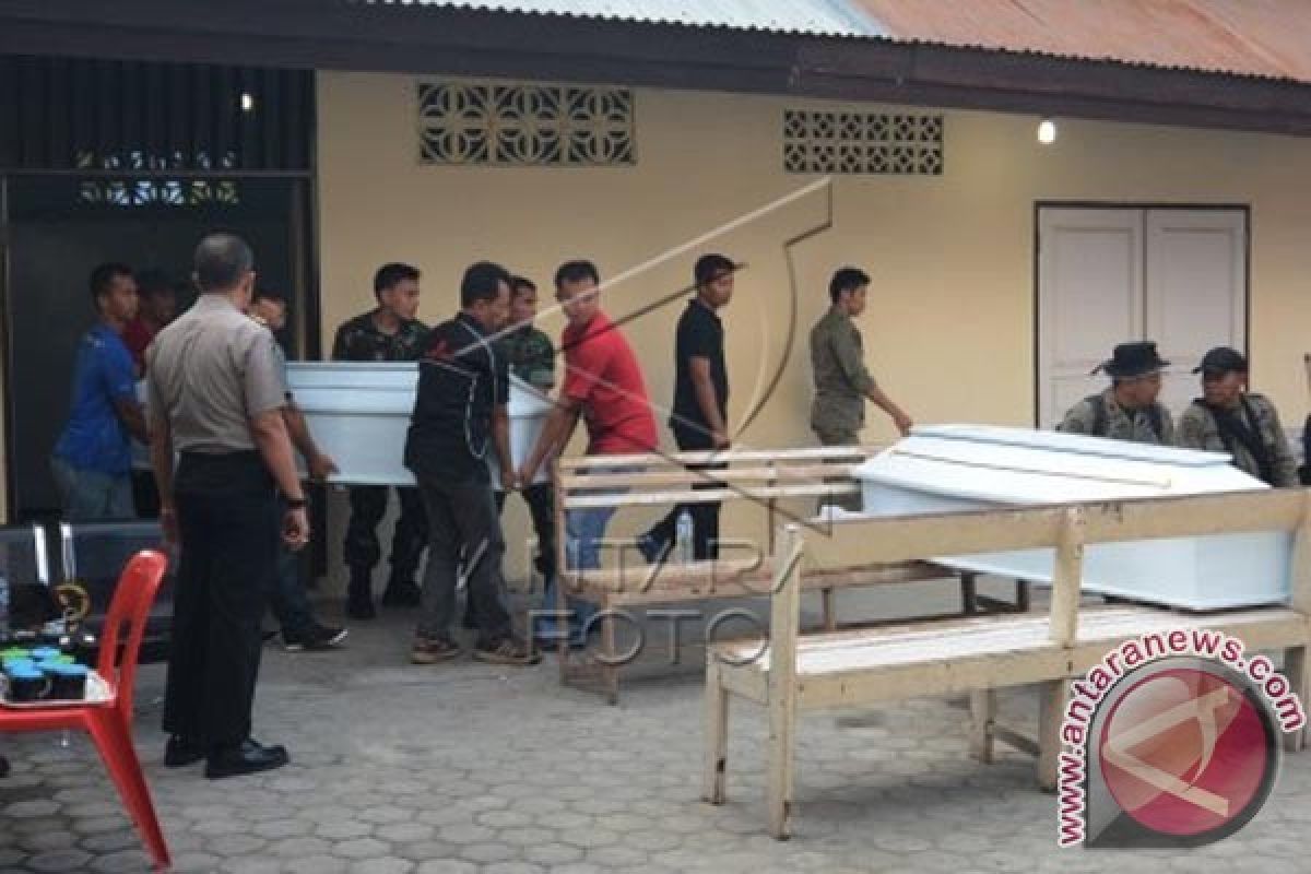 Lima jenazah prajurit TNI diterbangkan ke Makassar