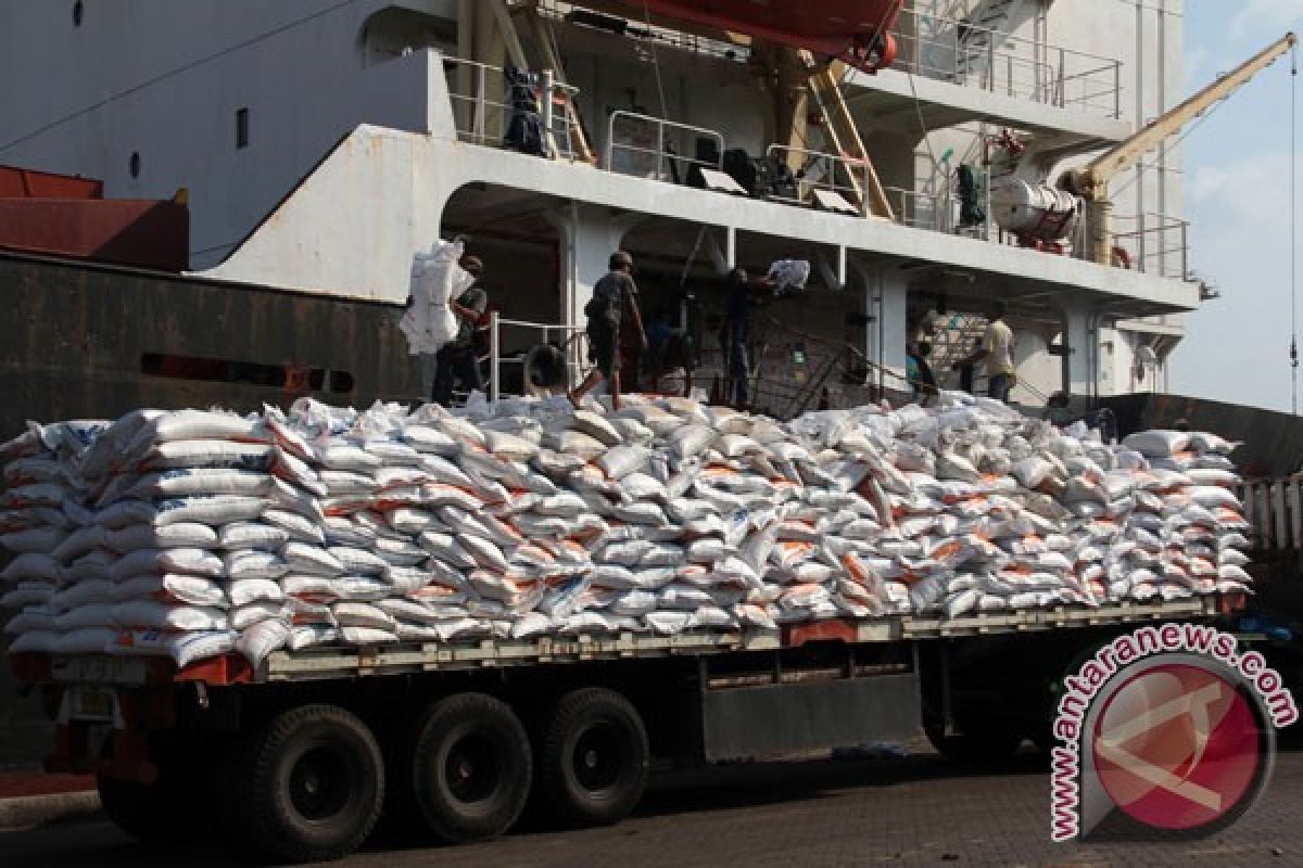 Impor beras setara konsumsi sepekan