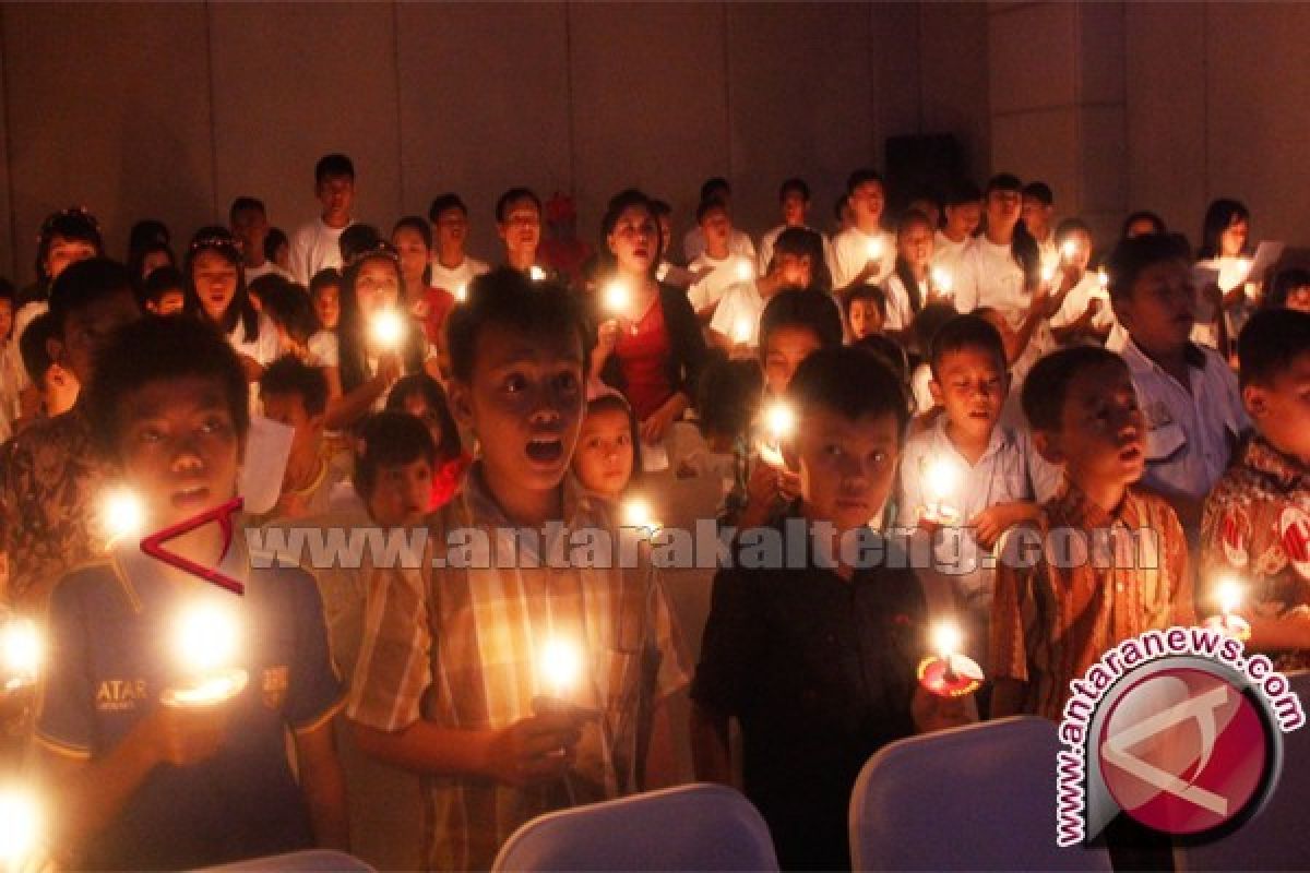 Umat Kristiani Sampit Sambut Natal 