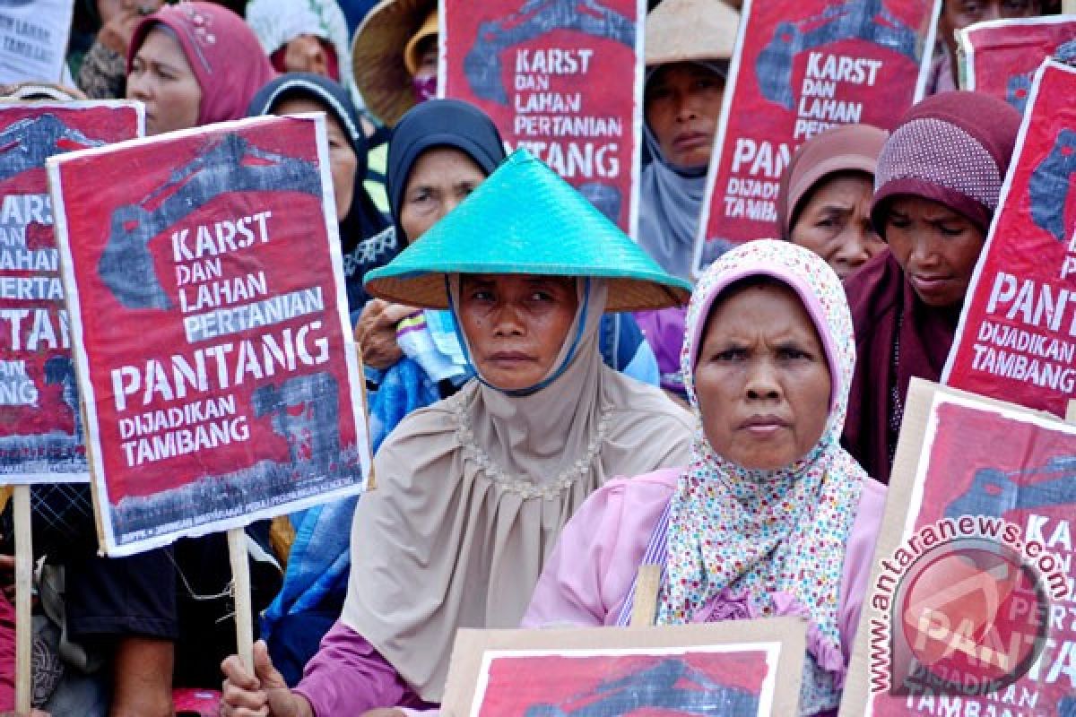 PTUN Semarang menangkan penolak pabrik semen