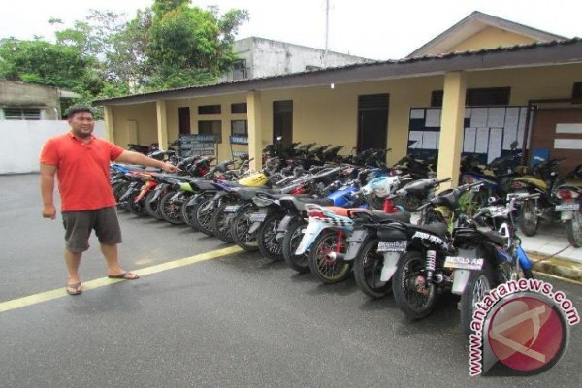 Polres Labuhanbatu Amankan Puluhan Sepeda Motor