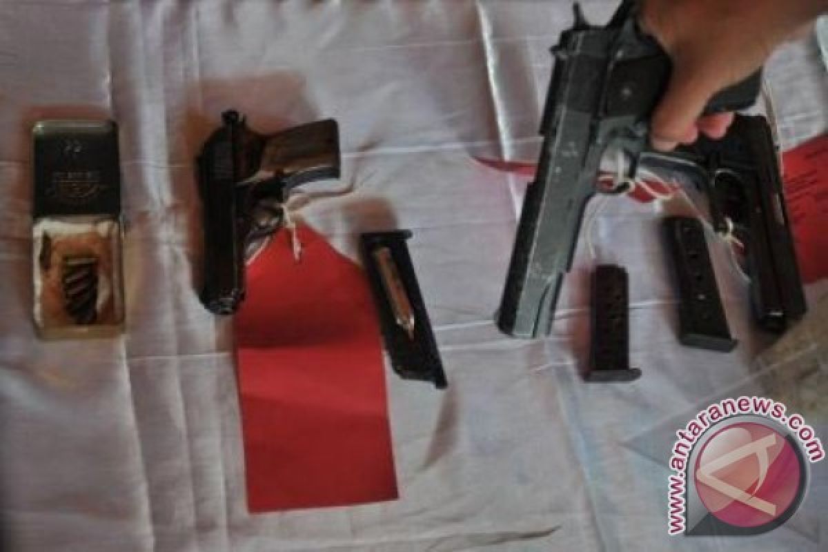 Bawa Senjata Mainan Warga Bekasi Ditangkap