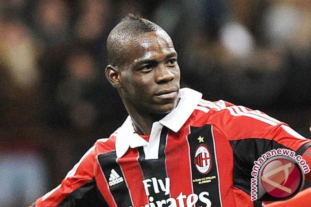 Balotelli Akan Jalani Operasi Pangkal Paha Di Muenchen 