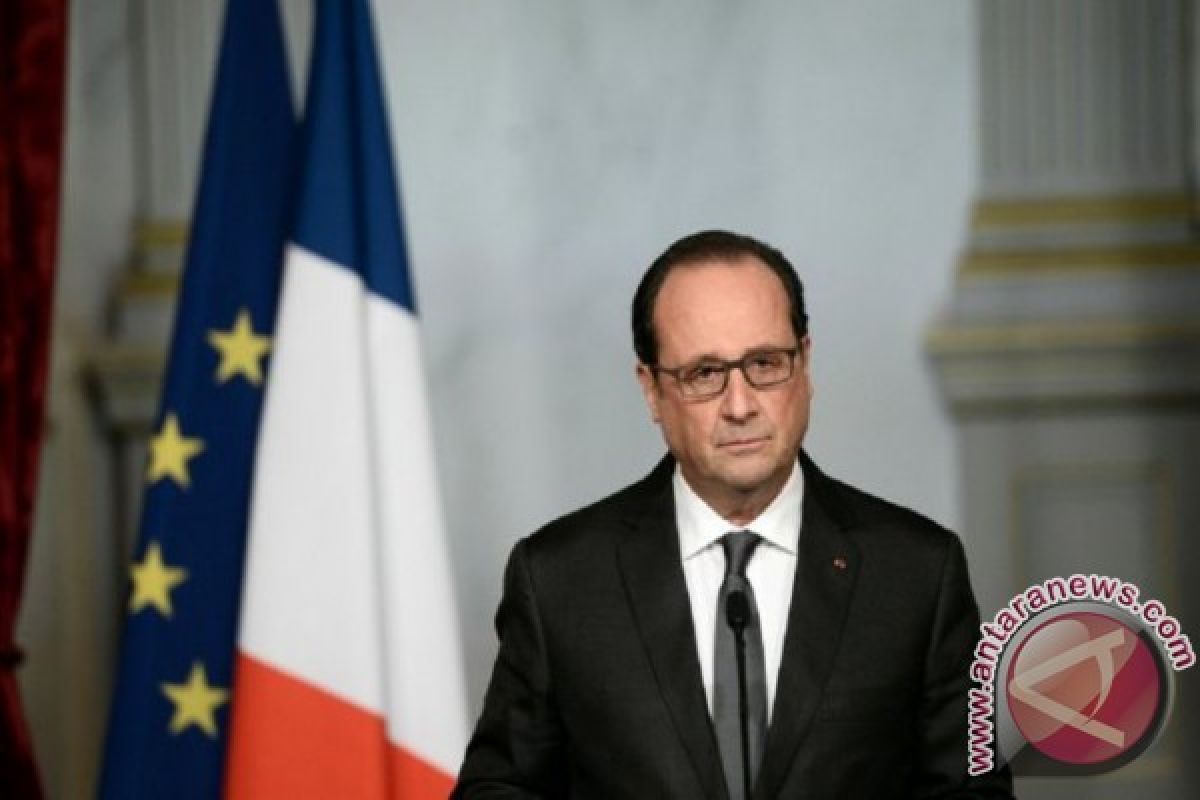 Prancis Kerahkan Kapal Induk Dukung Serangan di Suriah