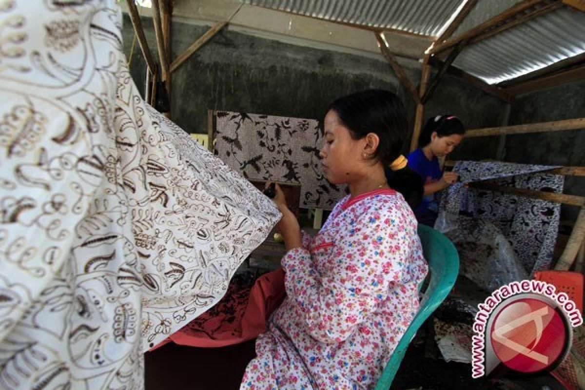 Wagub NTB: tenaga kerja perempuan cenderung dieksploitasi 