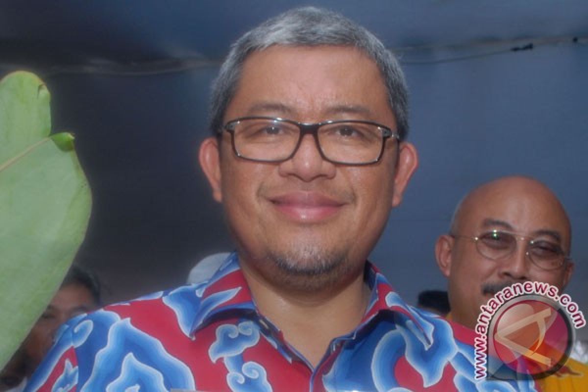 Gubernur Aher tahu pemecatan Fahri Hamzah dari media massa