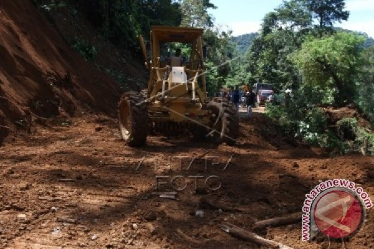 ESDM Jambi petakan daerah rawan longsor 