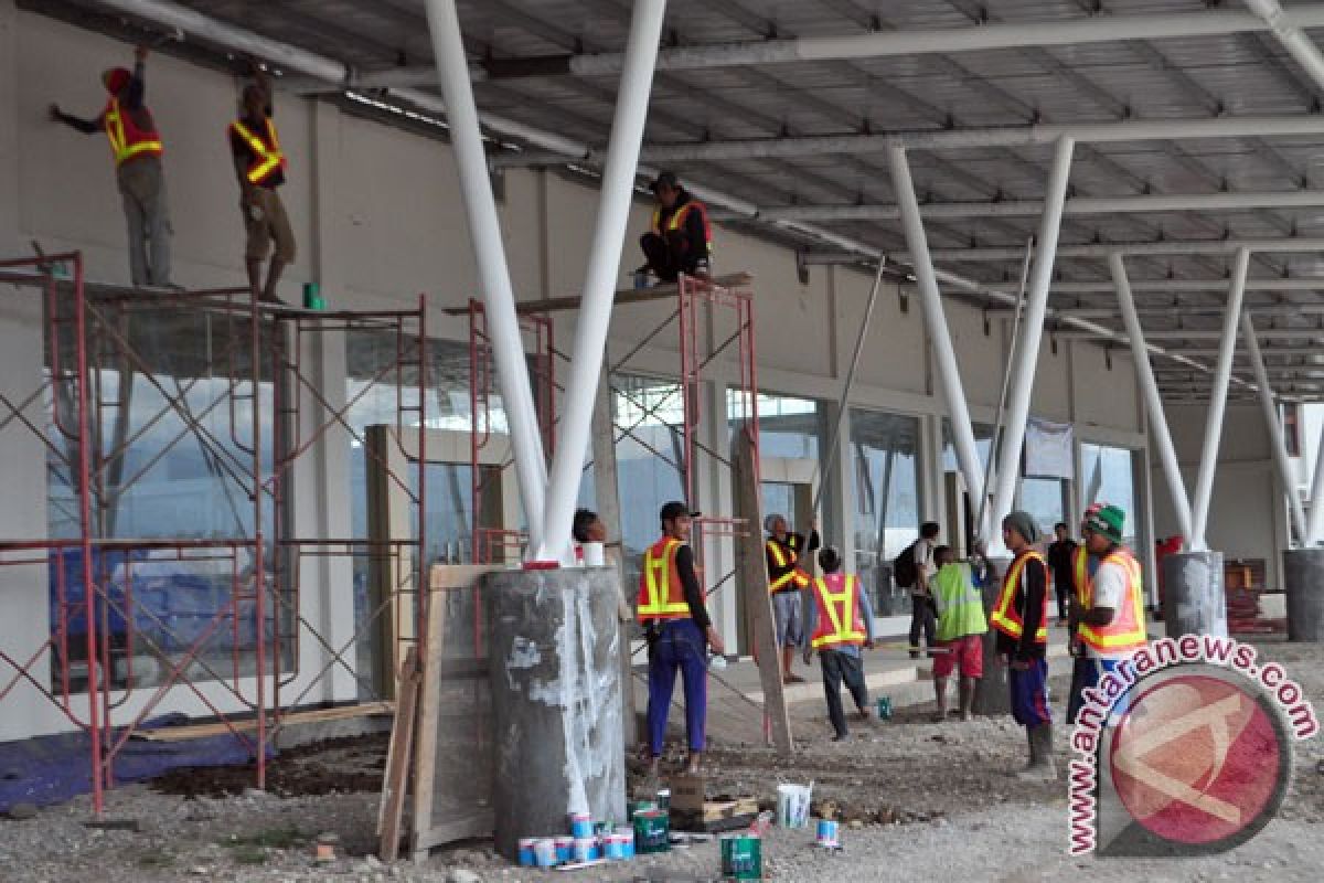 Bandara Wamena tunda pengurangan frekuensi penerbangan