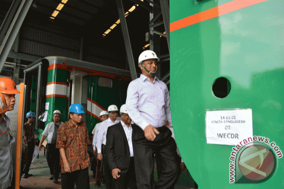 Gerbong kereta produksi INKA diekspor ke Bangladesh