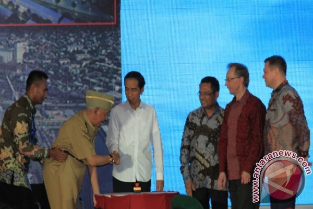 Presiden Jokowi Awasi Megaproyek di Kaltim