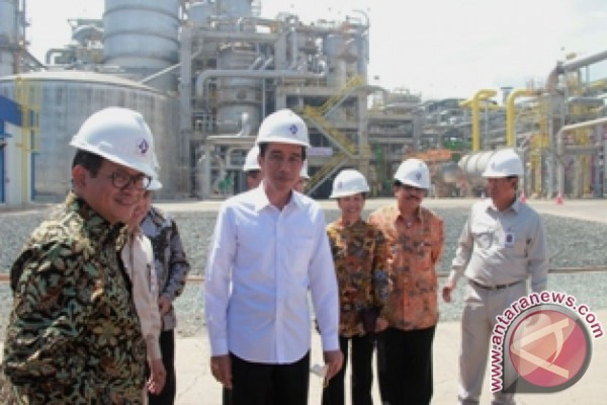    Jokowi Minta Industri Berat Masuk ke Kaltim