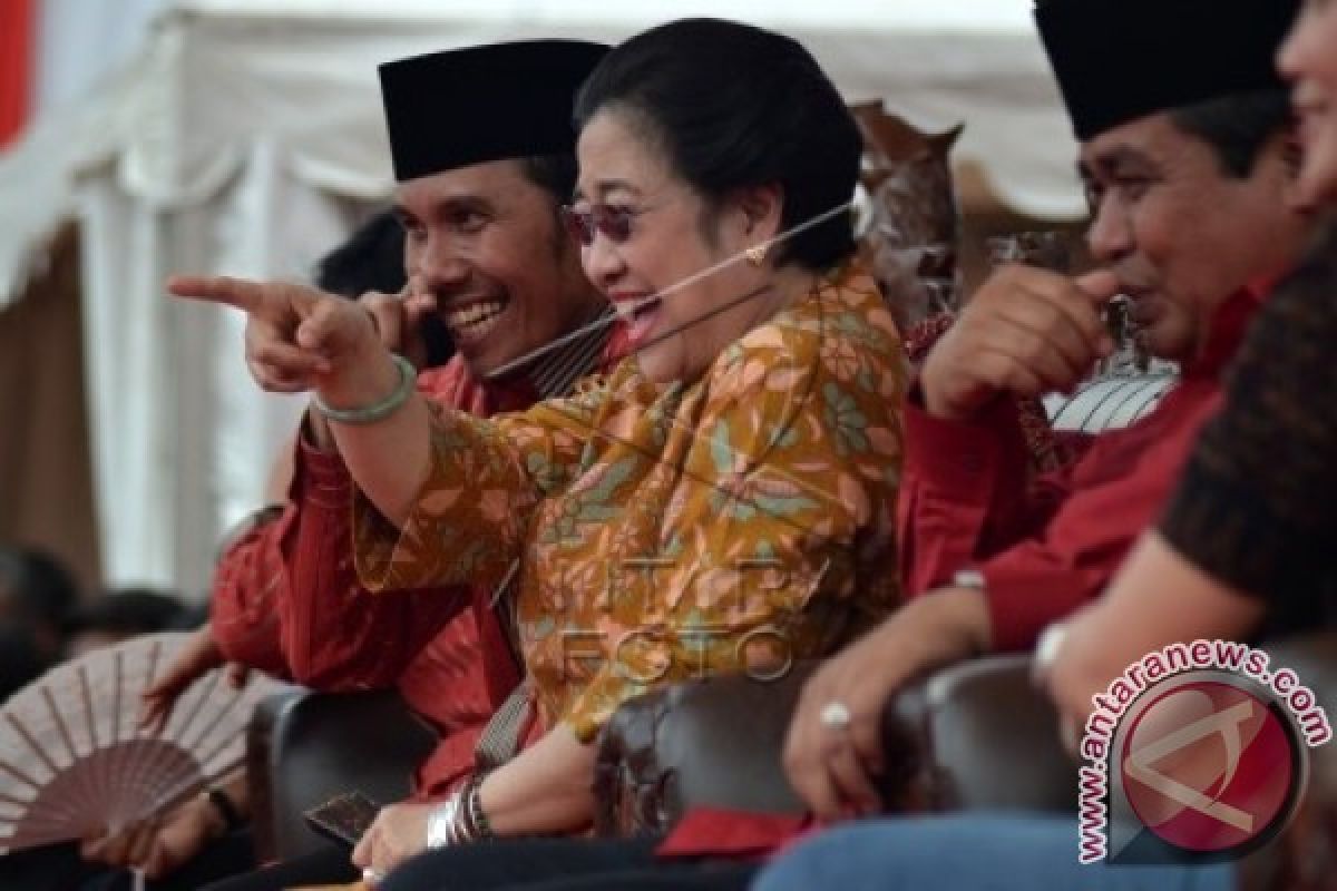 Megawati hadiri parade kebudayaan di Jambi
