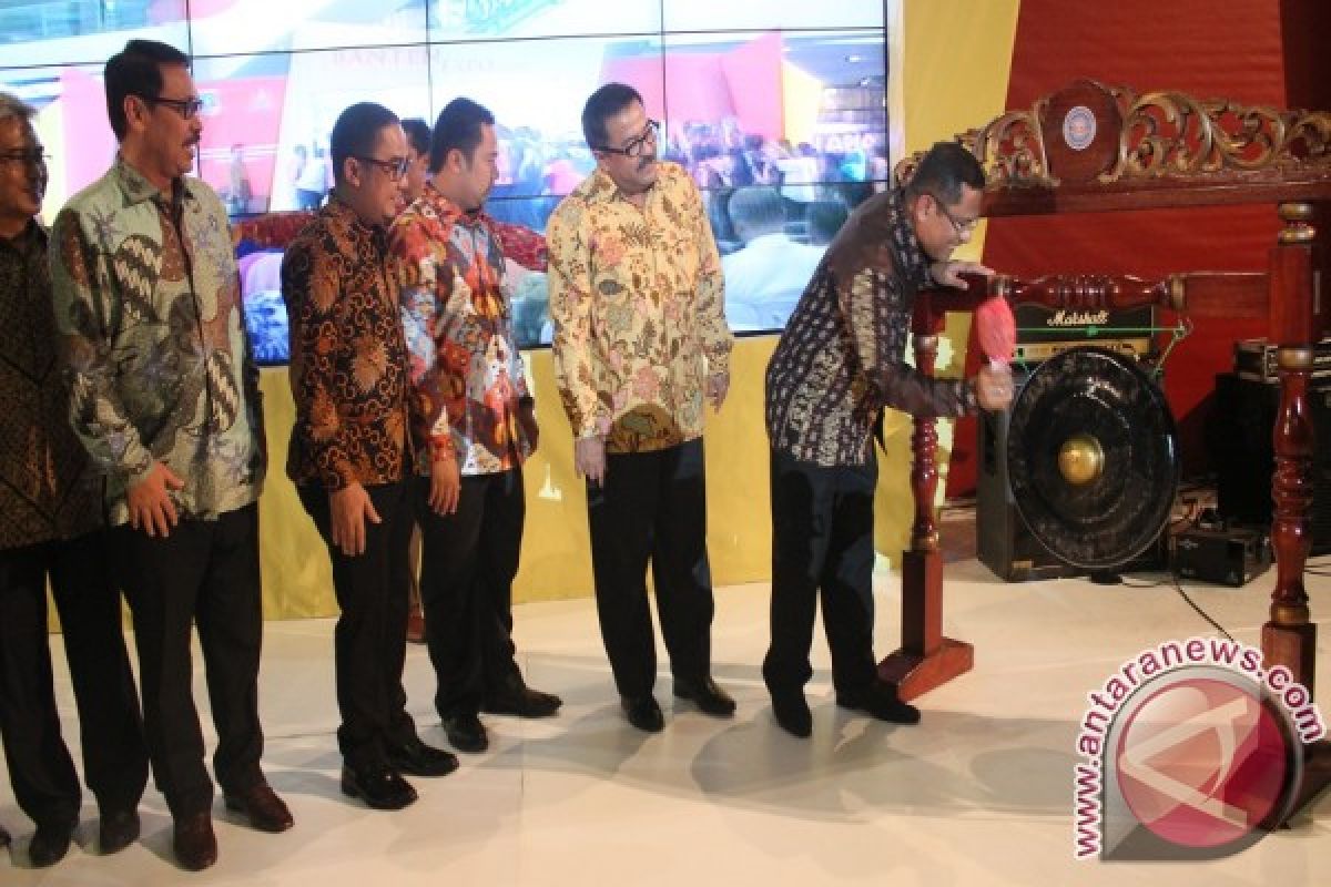 Menteri Perindustrian Dan Gubernur Buka Banten Expo 2015