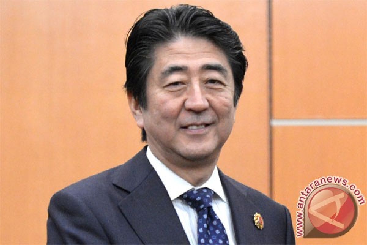 PM Shinzo Abe ikut lega SMAP tidak bubar