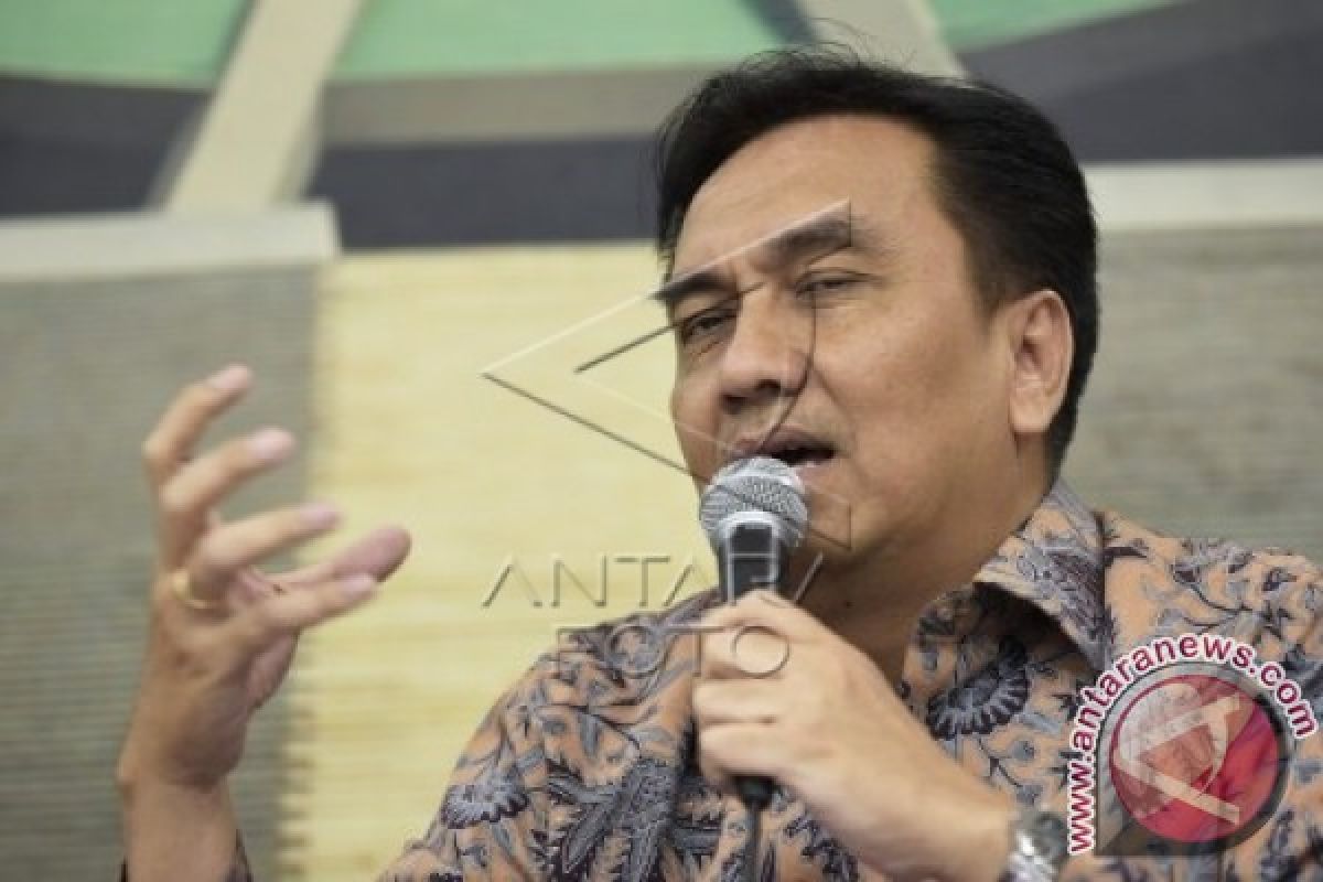 Effendi Simbolon Dan 'Papa Minta Saham'