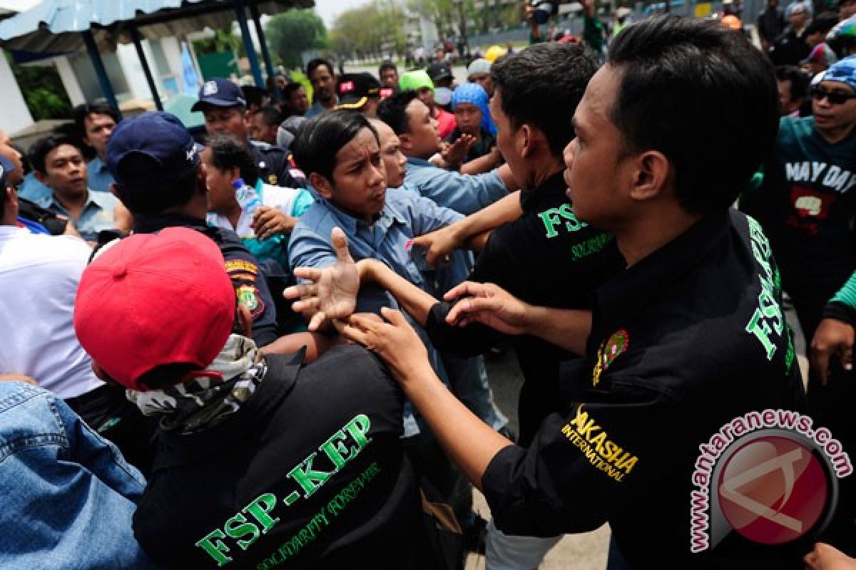 1.175 polisi amankan Pulogadung selama aksi buruh