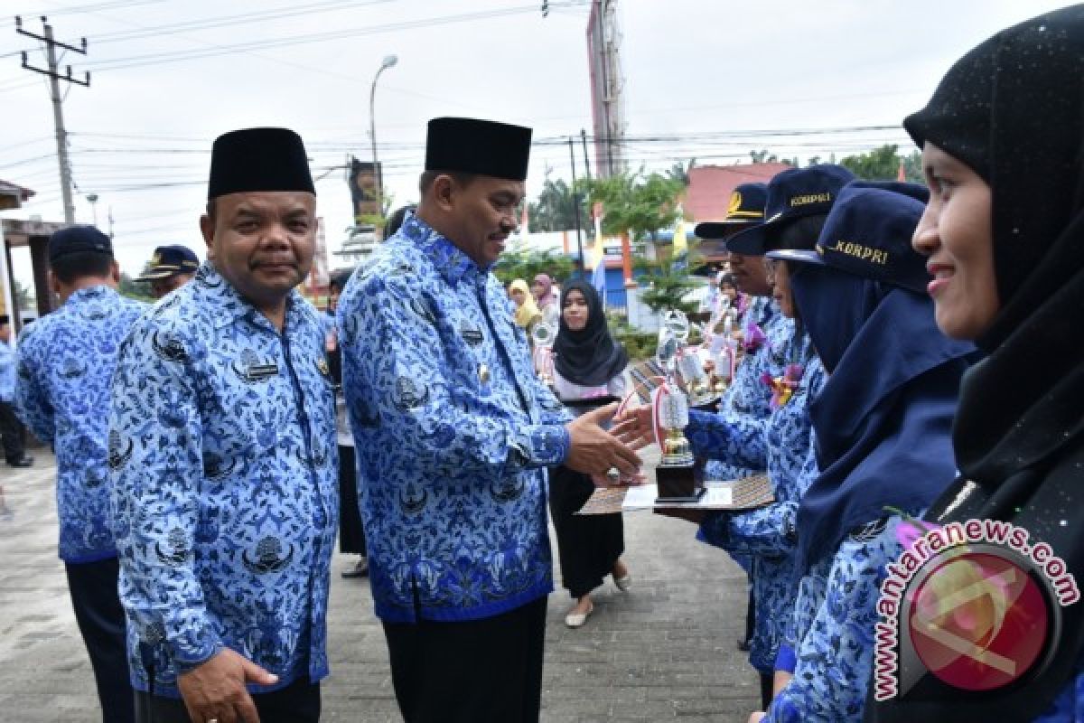 Dinas Pendidikan Tebing Tinggi Peringati Hari Guru.