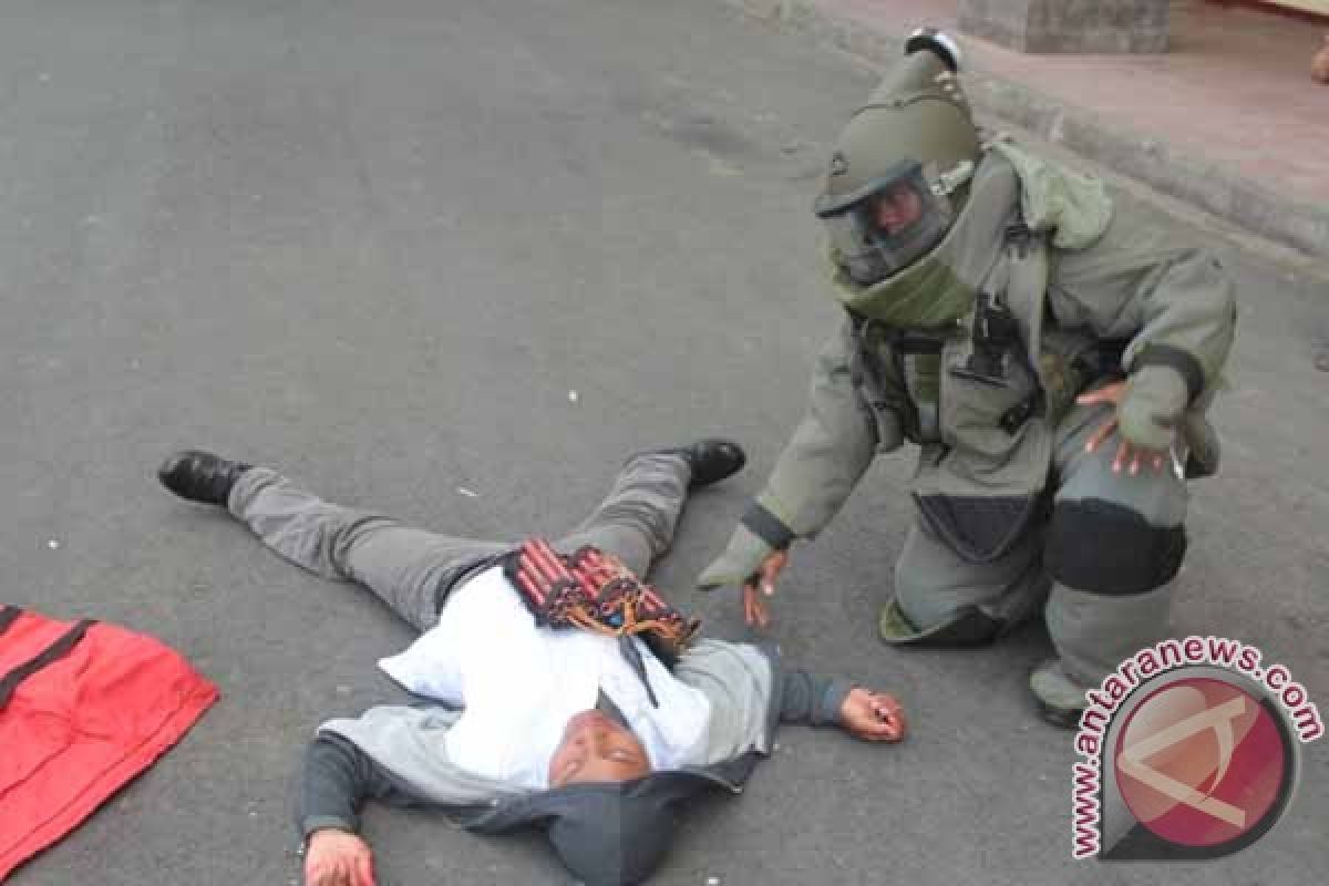 Batalyon Zipur Latihan Simulasi Tanggulangi Ancaman Bom