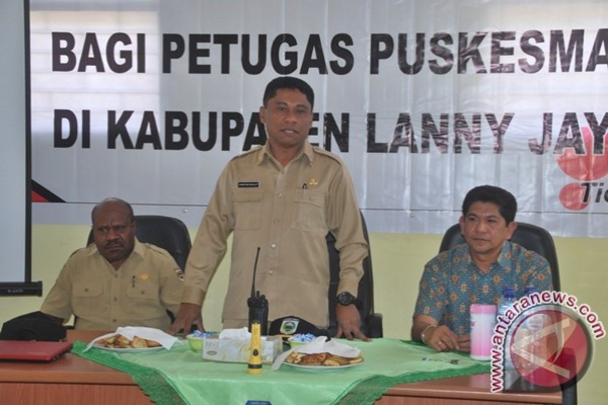 Pemkab Lanny Jaya datangkan tiga dokter ahli dari Kediri 