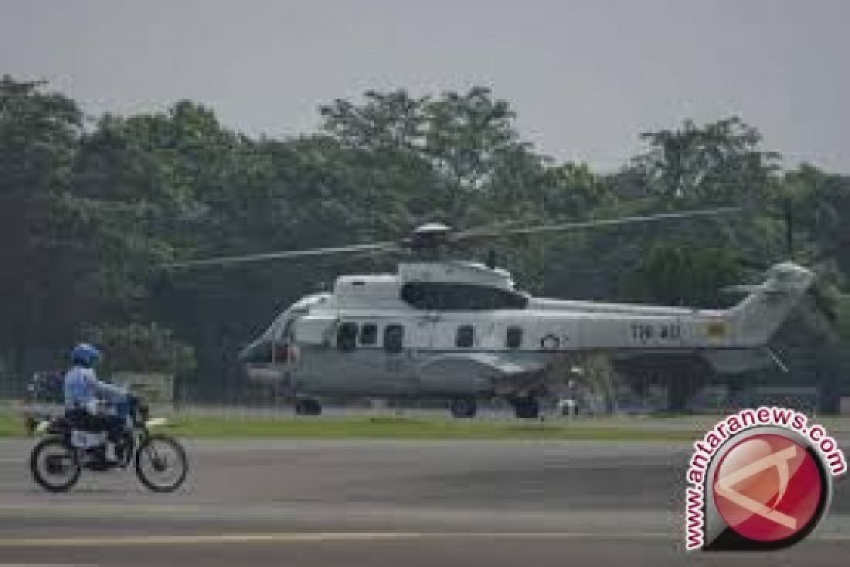 13 tewas tertimpa helikopter jatuh