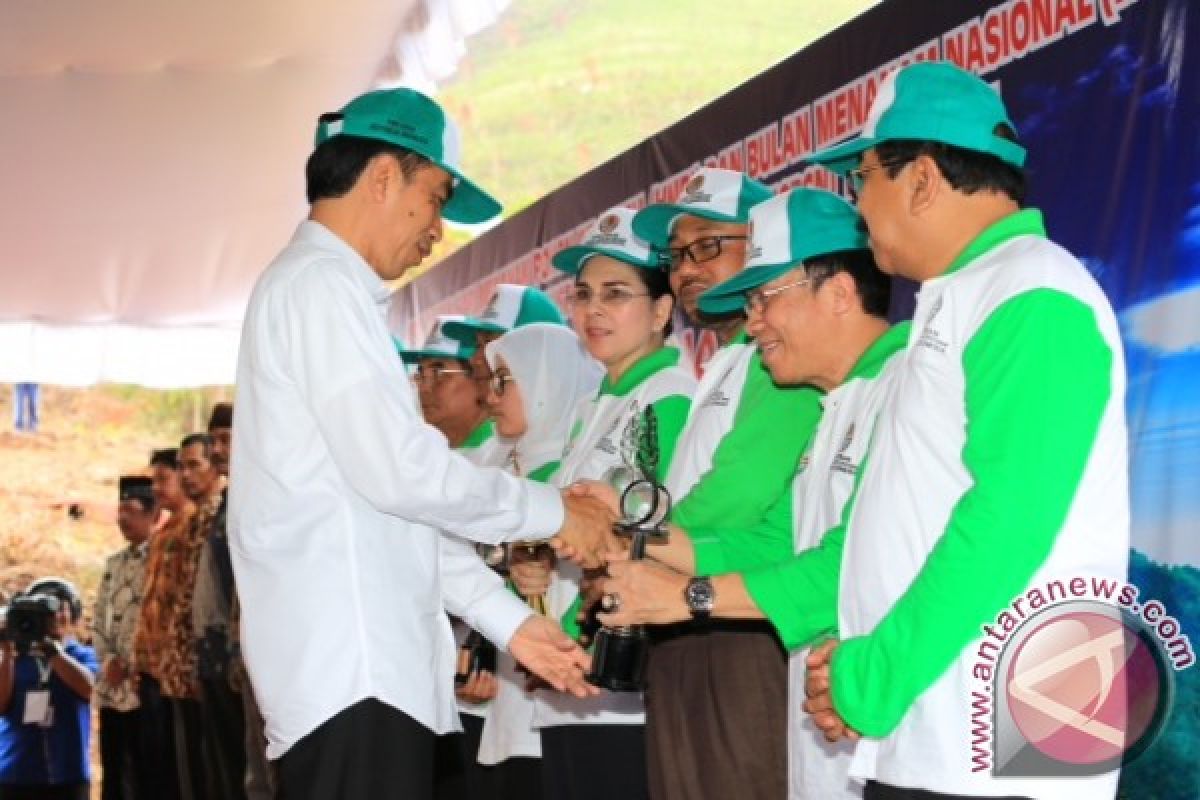 Surabaya Raih Lomba Penanaman Pohon Tingkat Nasional