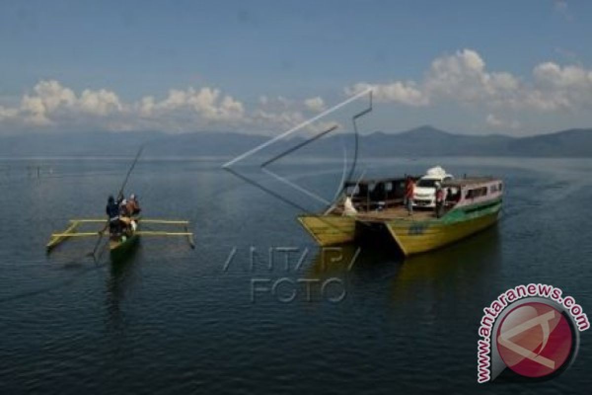 PENYEBERANGAN DANAU MATANO