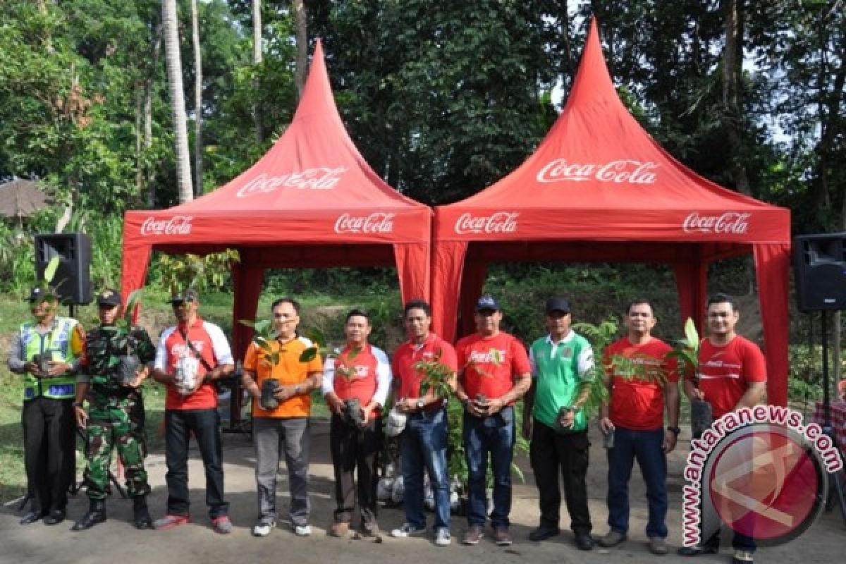 Coca-Cola Amatil Indonesia Bersama Pemerintah dan Masyarakat Gelar Aksi Tanam 1.500 Pohon