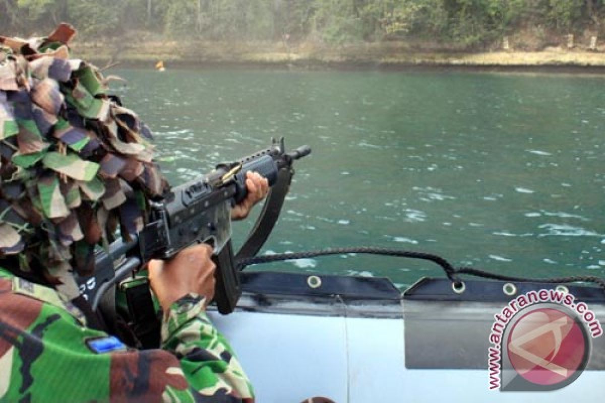 1.137 Prajurit Pasmar-1 Latihan di Malang Selatan