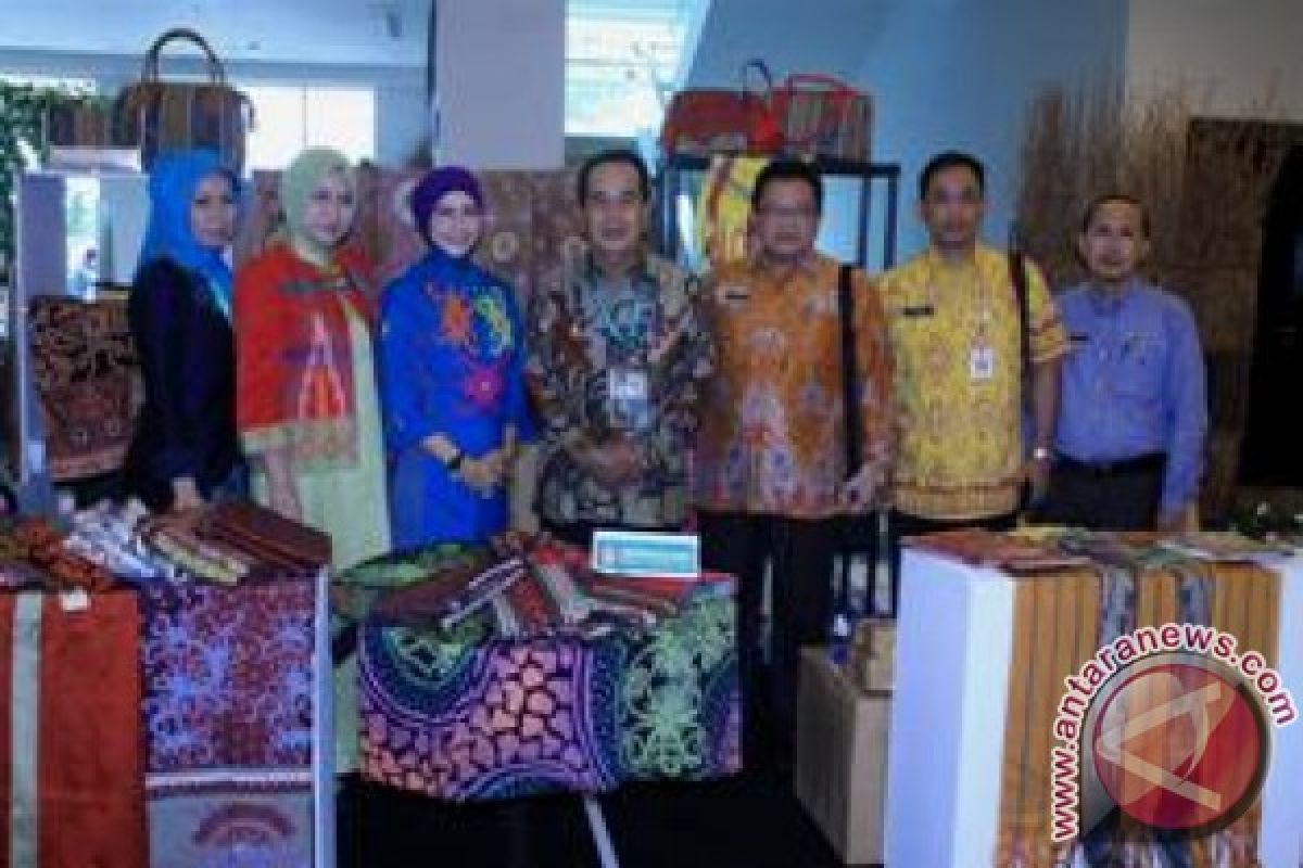 Batik Kaltim Harus Semakin Kompetitif