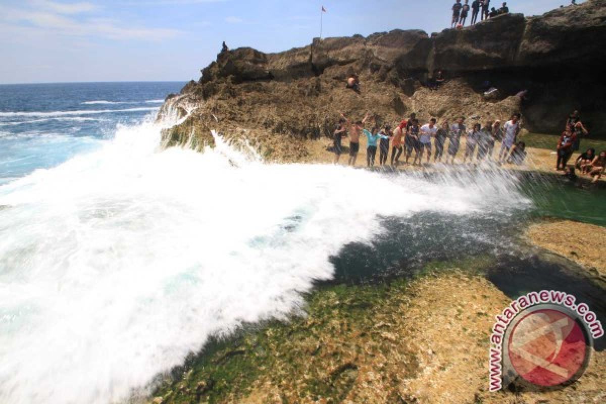 Pengunjung Keluhkan Keamanan Jalur Wisata Kedung Tumpang