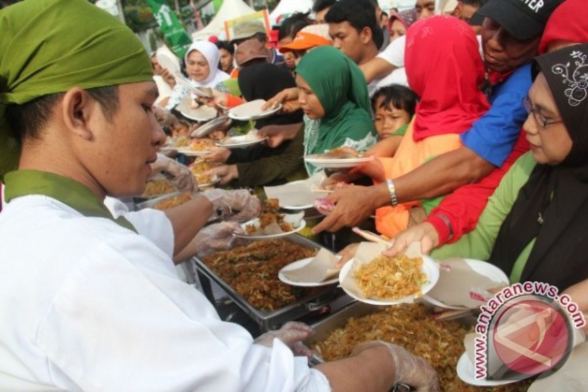 Medan Gagal Catat Rekor MURI Mie Balap