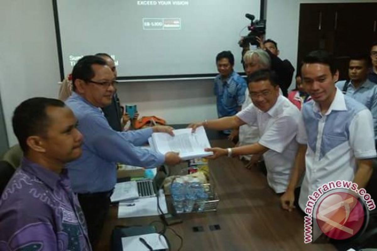 Helmi-Muchendi laporkan temuan ribuan pemilih pilkada Ogan Ilir ganda 