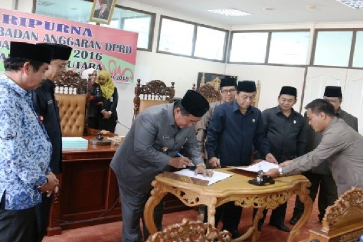 DPRD Penajam Setujui Raperda APBD 2016