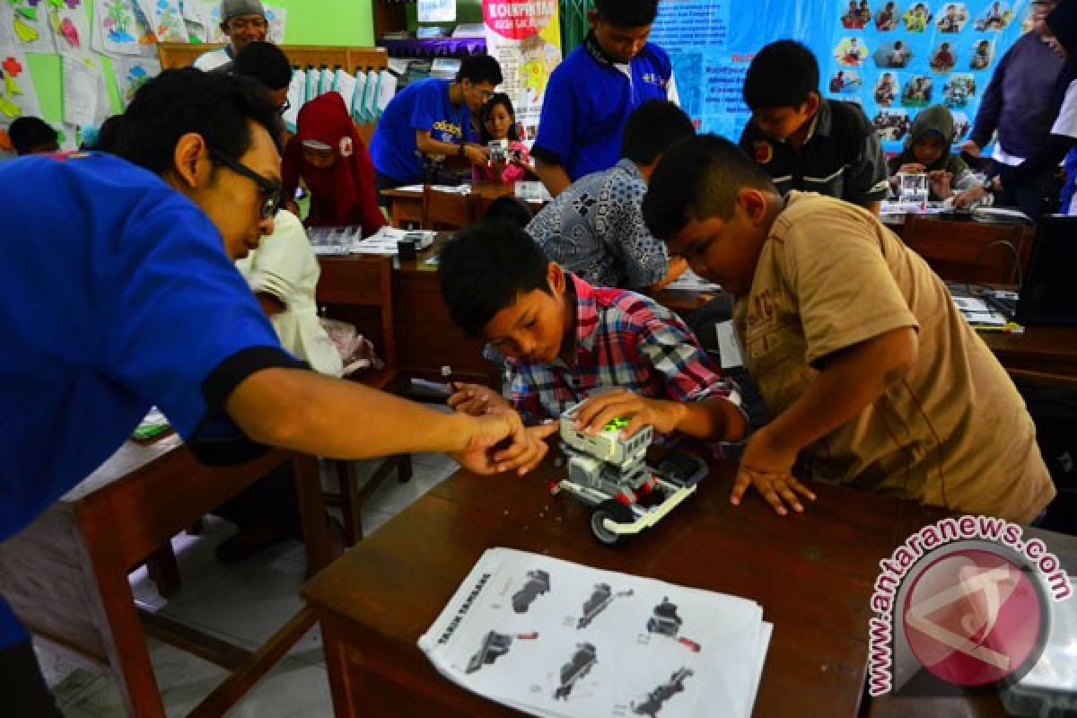 Siswa madrasah berjaya di olimpiade robot internasional