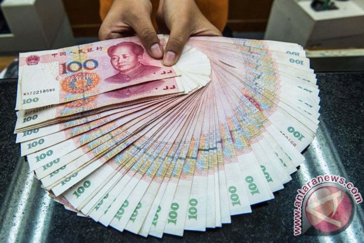 Yuan Tiongkok melemah jadi 6,9037 terhadap dolar AS