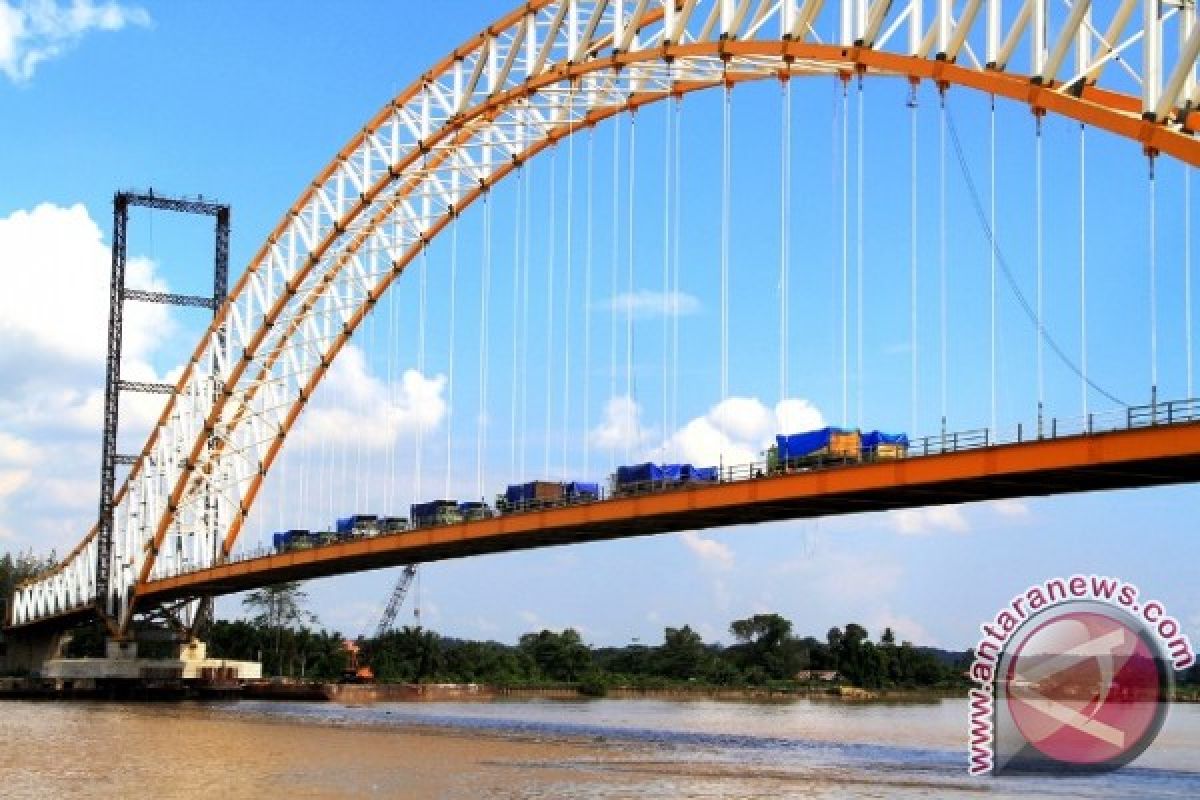 Kementerian PU Keluarkan Surat Kelayakan Jembatan Kartanegara  