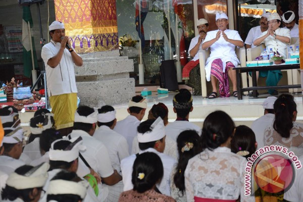 Wagub Bali Minta Remaja Bekali Ilmu Pengetahuan