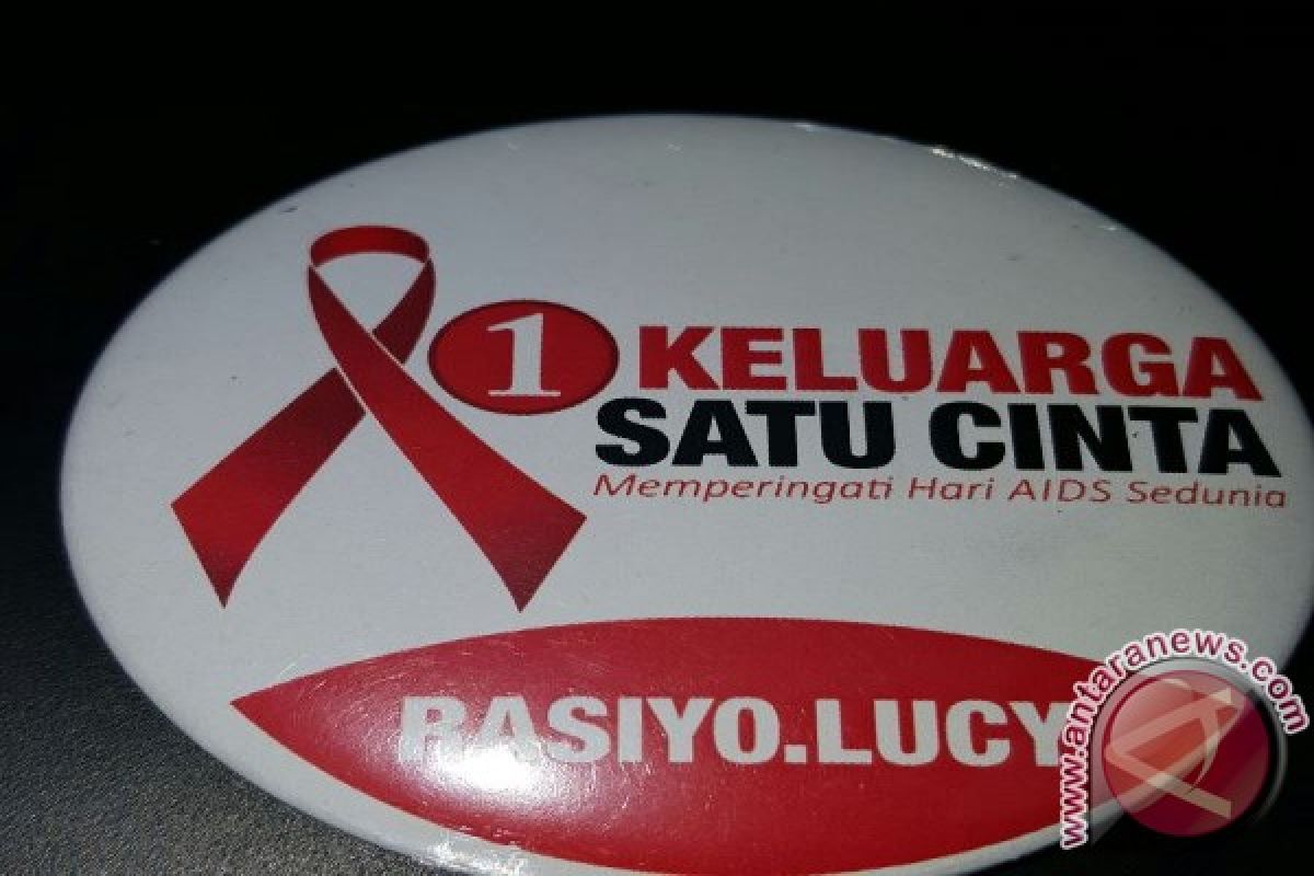 Cawawali Lucy Peringati Hari AIDS se-Dunia di Surabaya