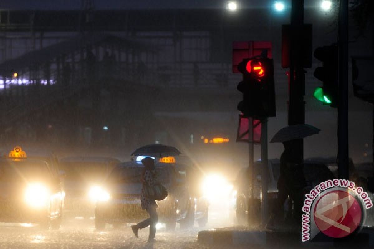 Jakarta akan kembali diguyur hujan hari ini