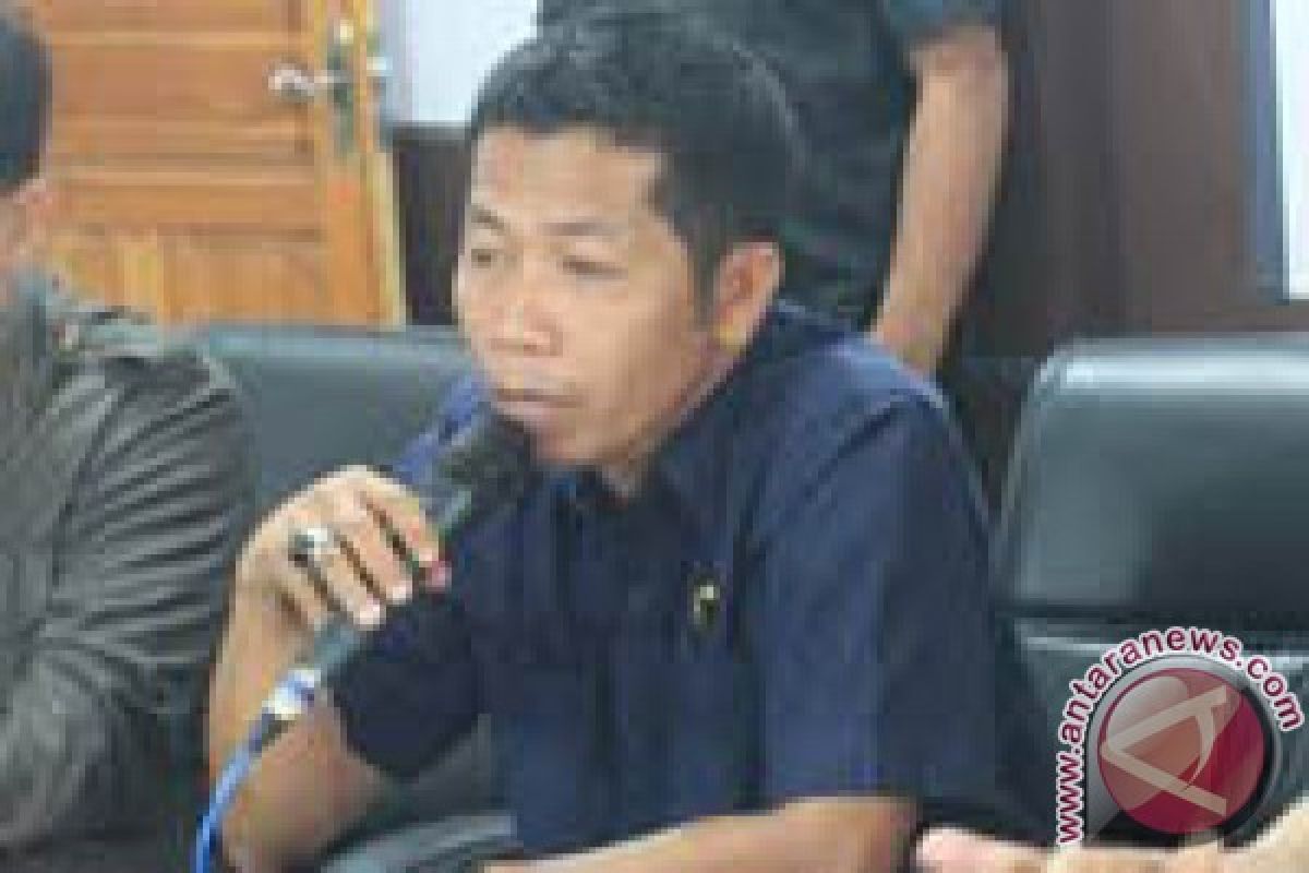 DPRD Sultra Apresiasi Peningkatan Jalan Lingkar Wangiwangi 