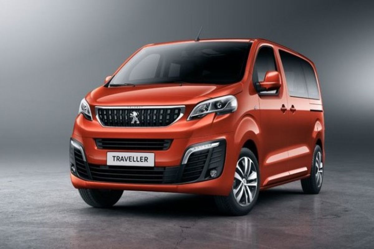 Peugeot dan Toyota luncurkan trio vans