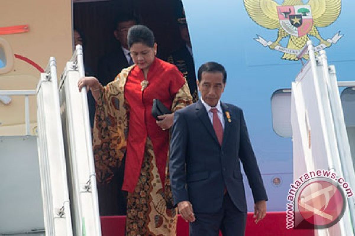 Gerimis sambut kedatangan Presiden Jokowi di Sydney