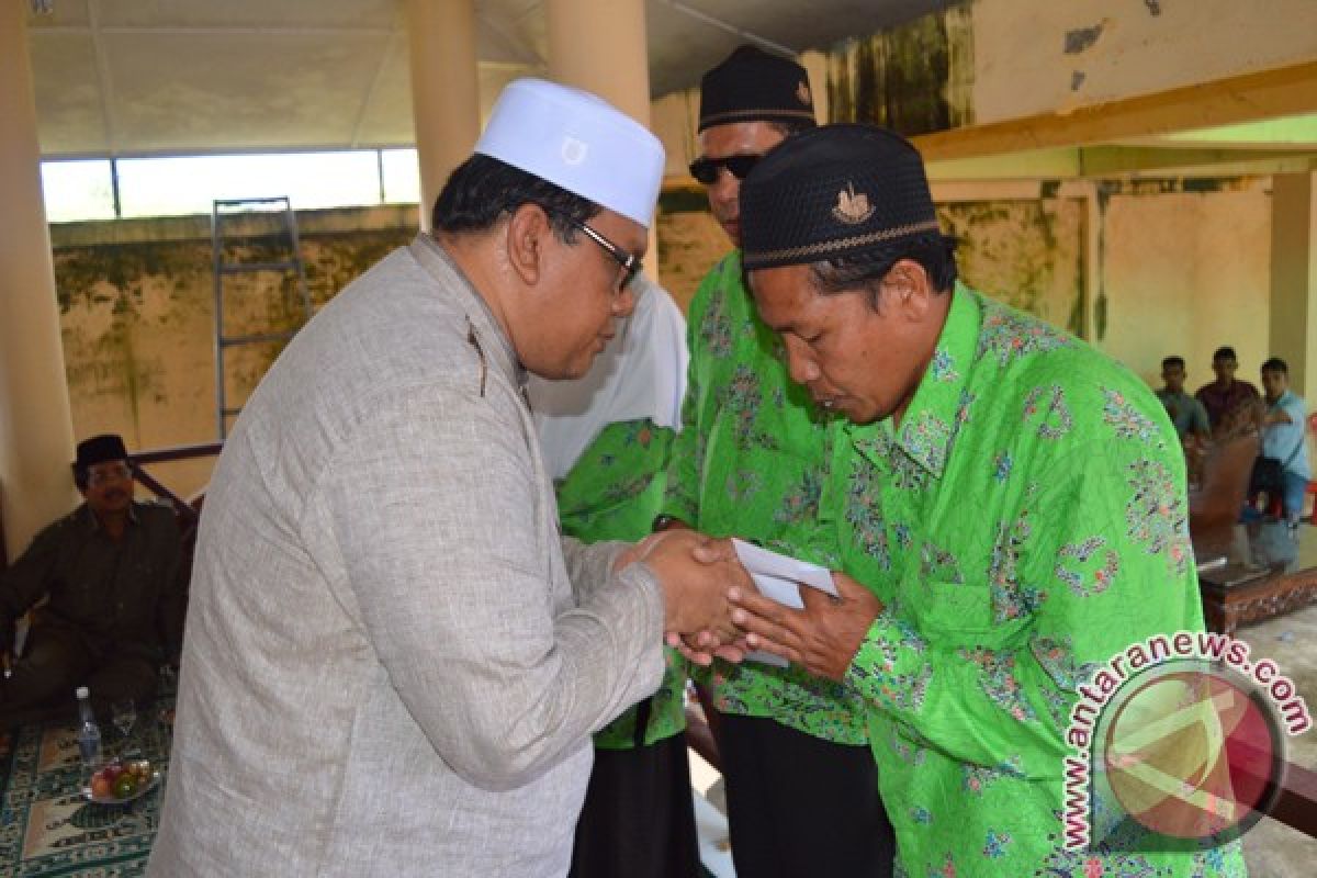 Bupati Lepas Keberangkatan Peserta Umroh Gratis