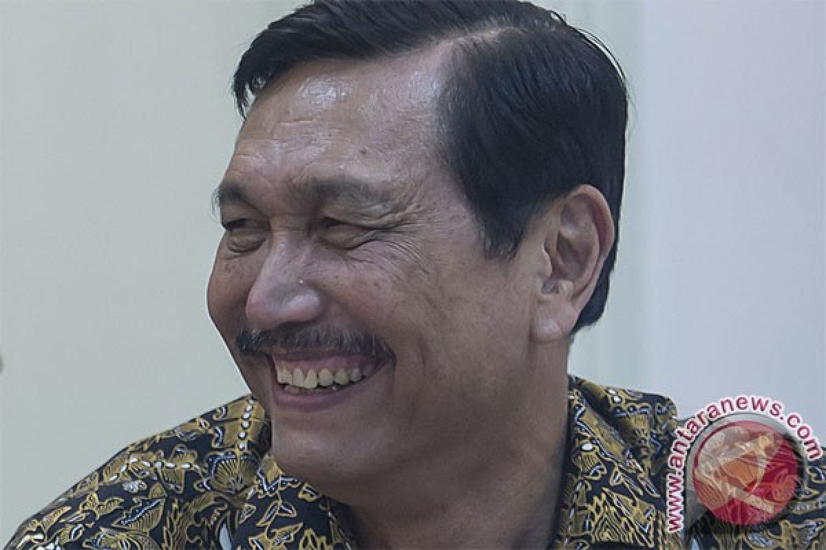 Menko Luhut berkilah bahas Masela dengan Arcandra, yang gelisah keluar gedung 