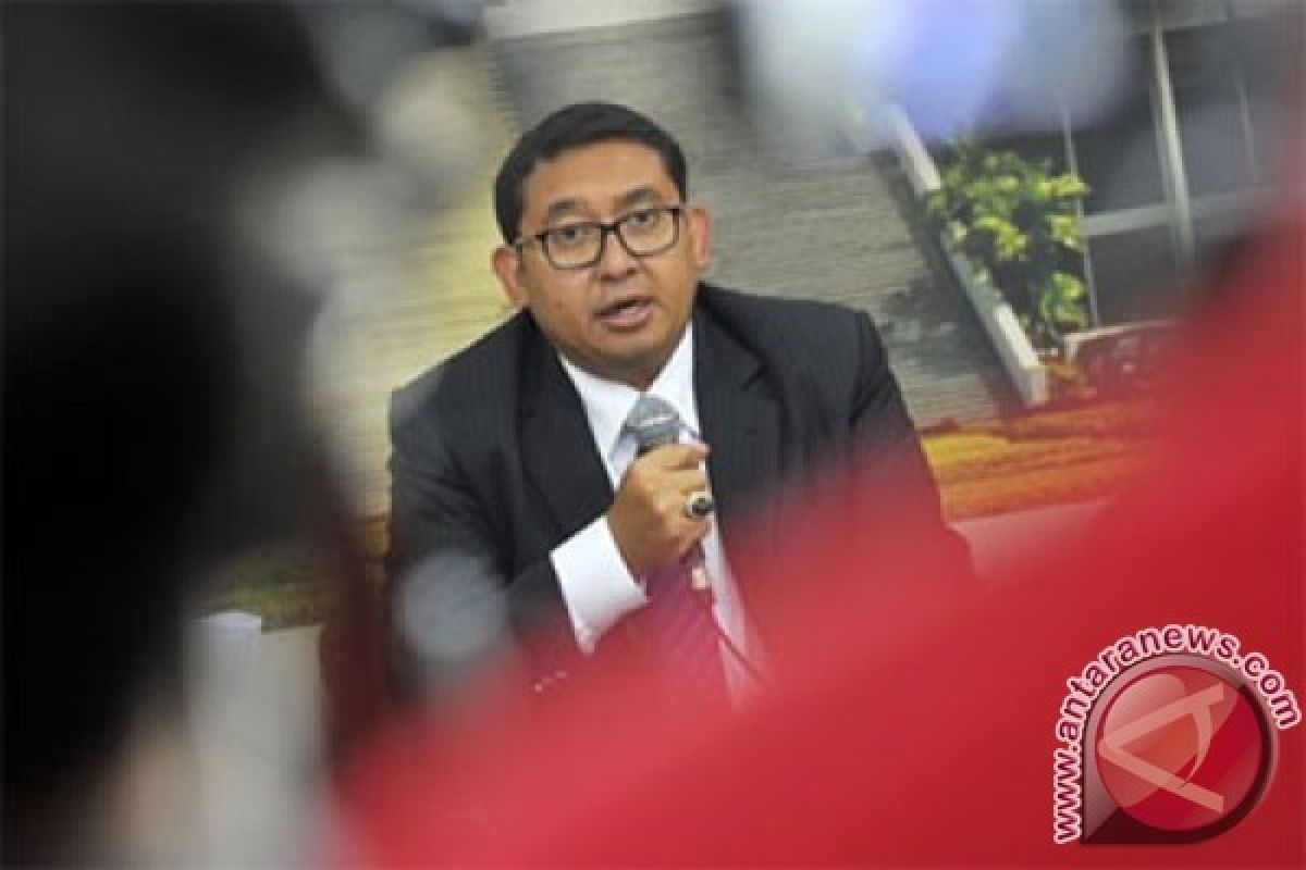 Fadli Zon Heran Kejagung Panggil Presdir Freeport Tengah Malam