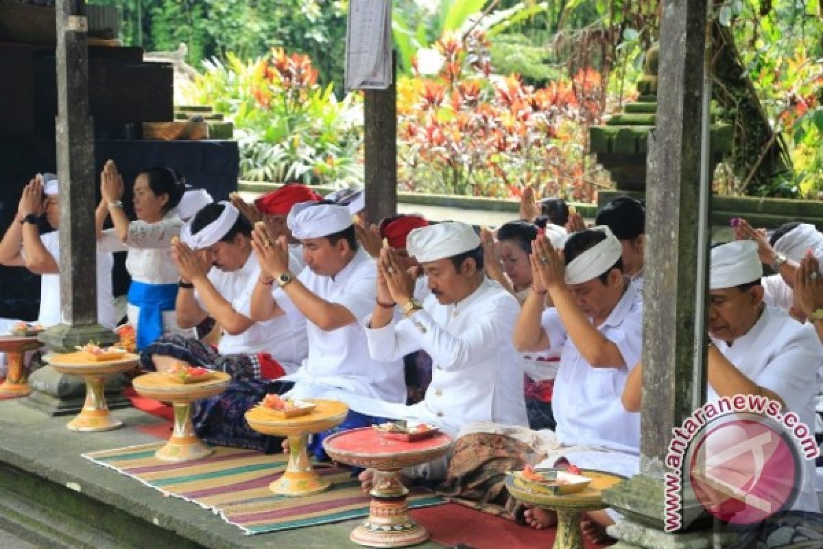 Persembahyangan Bersama Menutup Kampanye Kabupaten Tabanan